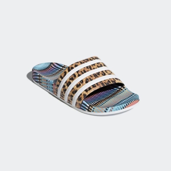 leopard adidas slides